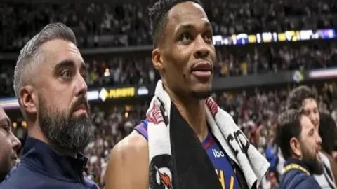 骑士挑战尼克斯：近四连胜专家解析五连败可能性